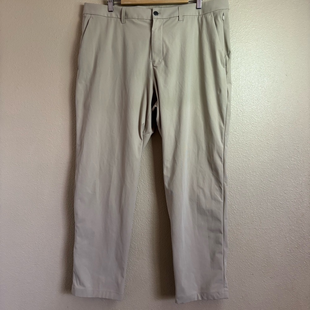 Lululemon ABC Trouser Pants Classic Fit Mens 40 Warpstreme Beige LM5AO5S